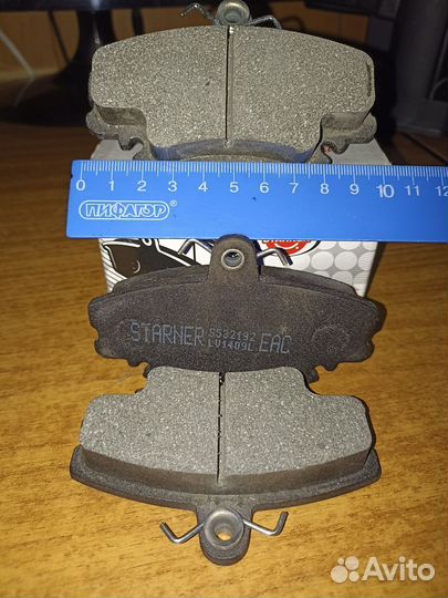 Тормозные колодки передние на largus