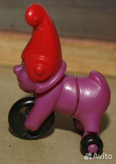 Игрушка киндер гном на колесах (2001)