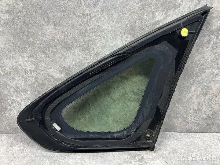 Стекло кузовное заднее левое Nissan Almera G15