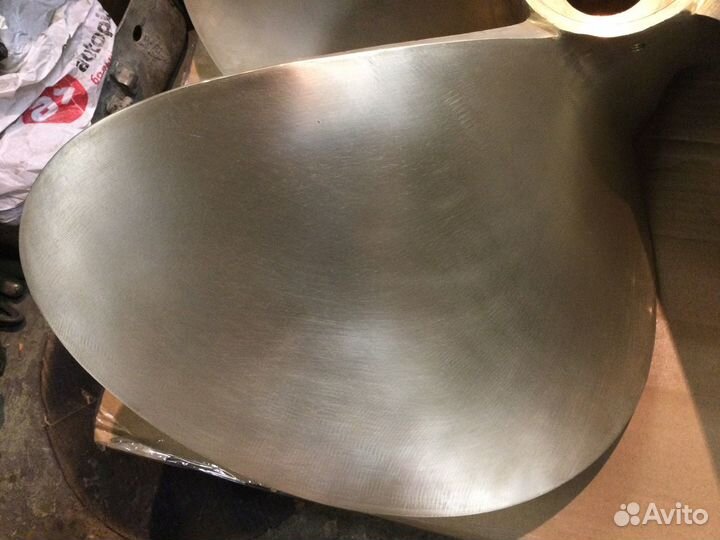 Комплект гребных винтов Azimut-55 новый