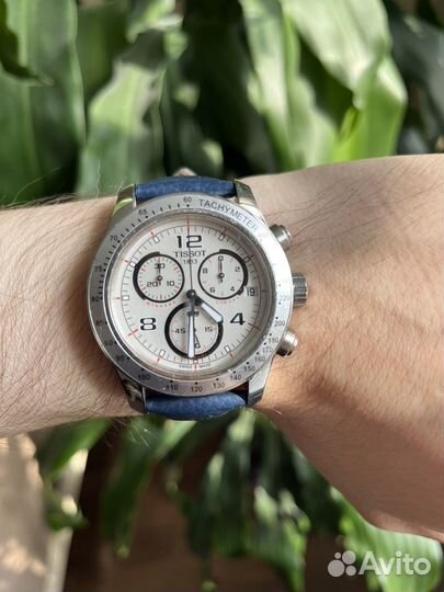 Tissot v8 хронограф