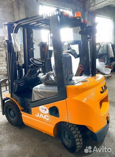 Вилочный погрузчик JAC CPCD15, 2023