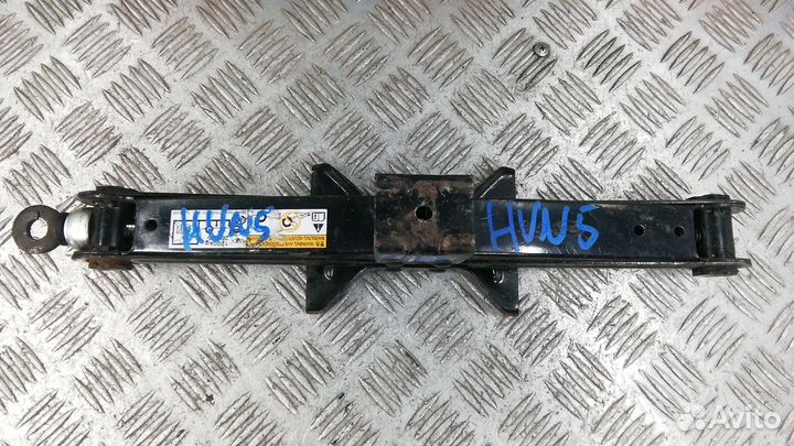 Домкрат на Citroen C-crosser