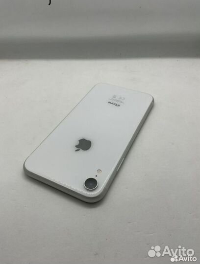 iPhone Xr, 64 ГБ