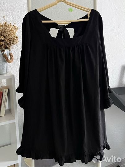 Платье черное мини