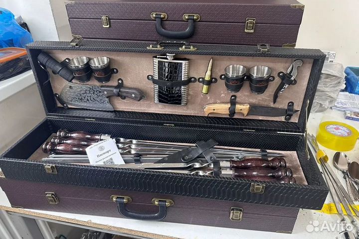 Набор для пикника в чемодане