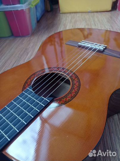 Гитара Yamaha C40