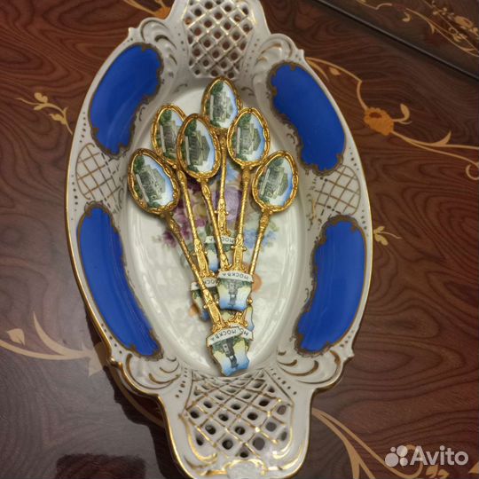 Антикварные чайные ложки с эмалью