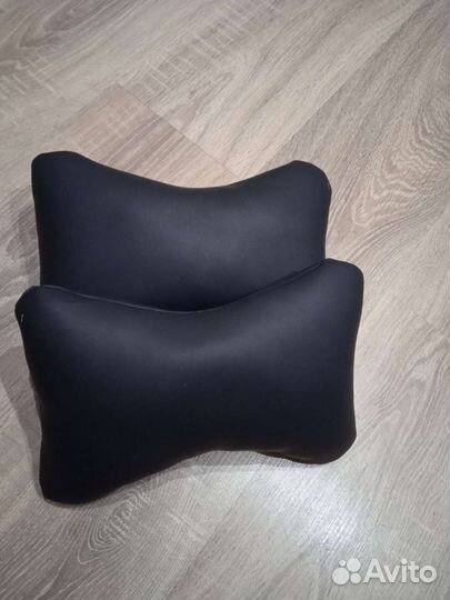 Подушка на подголовник автомобиля