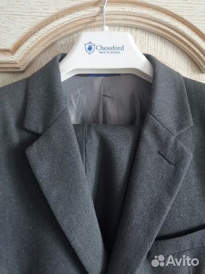 Школьный костюм