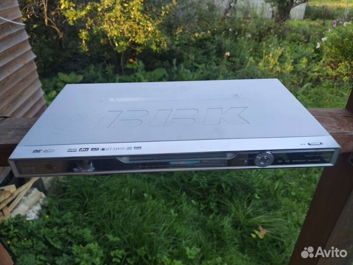 DVD плеер BBK DV725S
