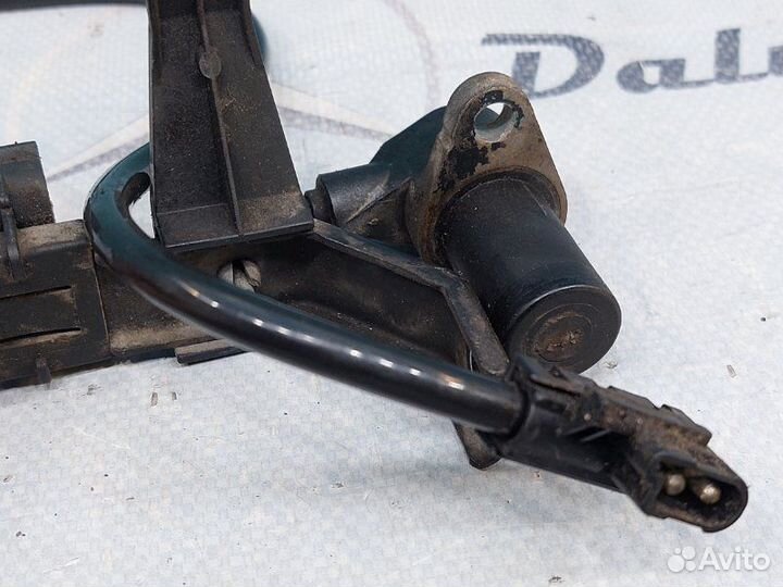 Датчик ABS задний правый Mercedes-Benz E-Class