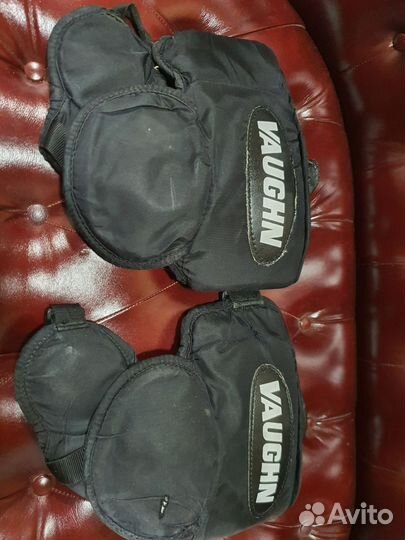 Нагрудник вратаря,Вратарские блин ловушка sr stomp