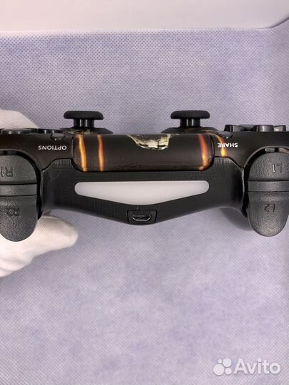 Беспроводной геймпад PS4