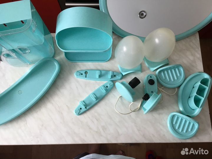 Набор для ванной комнаты с зеркалом