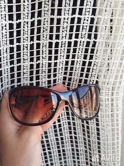 Солнцезащитные очки