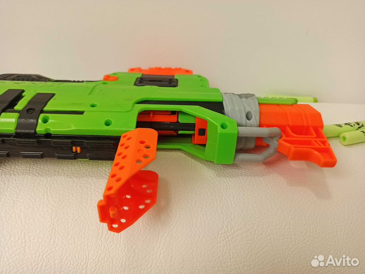 Бластер Nerf Zombie Strike Slingfire