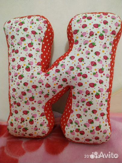 Буквы-думки,имя Вика