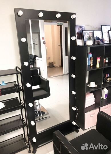 Зеркало с подсветкой