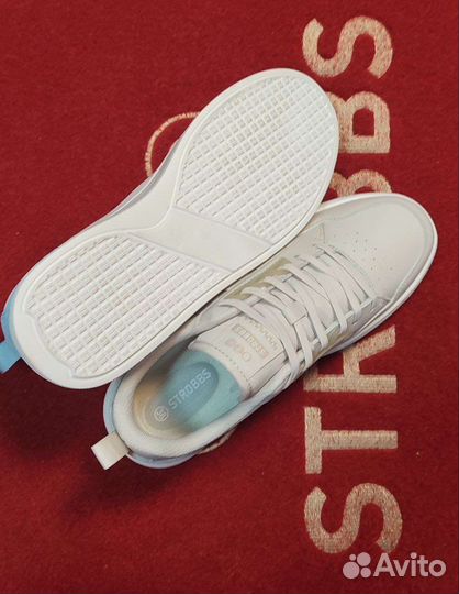 Кроссовки strobbs