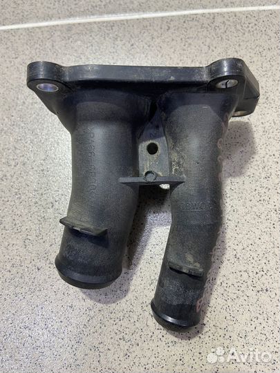 Корпус термостата Ford Focus 3