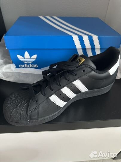 Adidas superstar