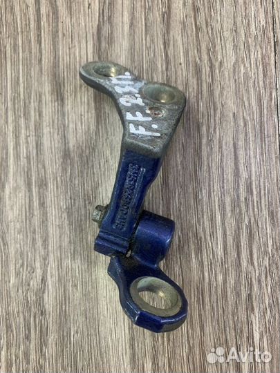 Петля двери задняя правая Ford Focus 2 хетчбэк