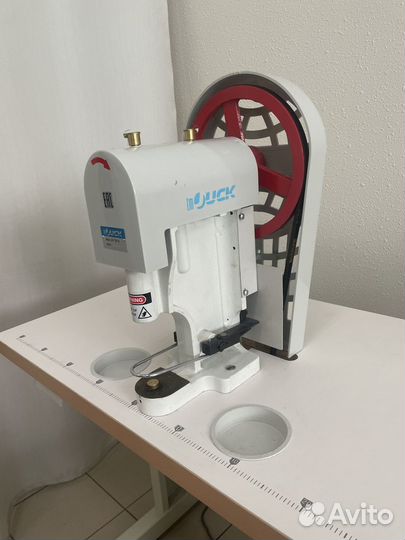 Пресс для фурнитуры juck JK-T818 (со столом)