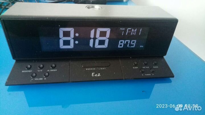 Часы-радио-будильник