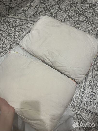 Подушки детские и одеяло