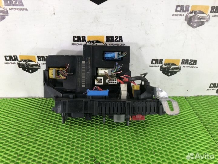 Блок предохранителей Mercedes-Benz C-class