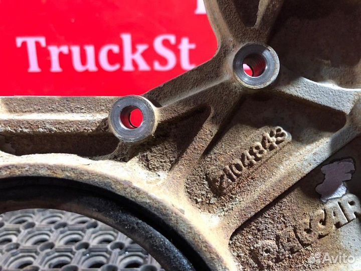 Крышка двигателя передняя Daf XF106