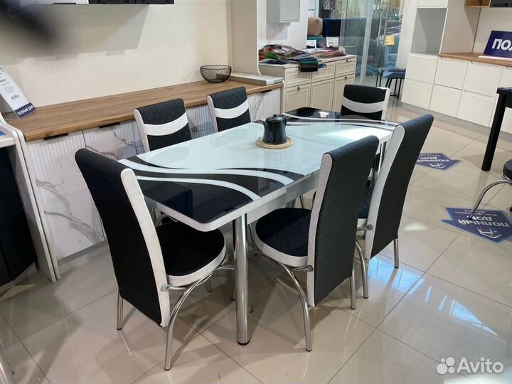 Обеденная группа раскладной стол и стулья