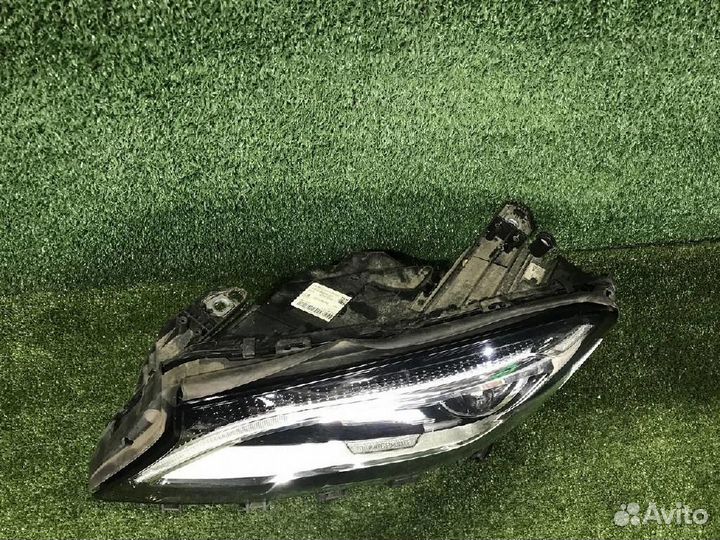 Фара левая Mercedes-Benz GLA-Class