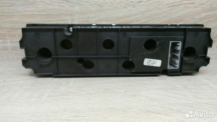 Блок управления кондиционером Honda Civic Хонда 4D