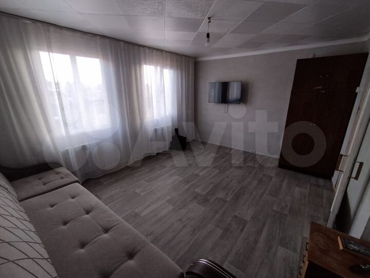 Дом 77 м² на участке 12,8 сот.