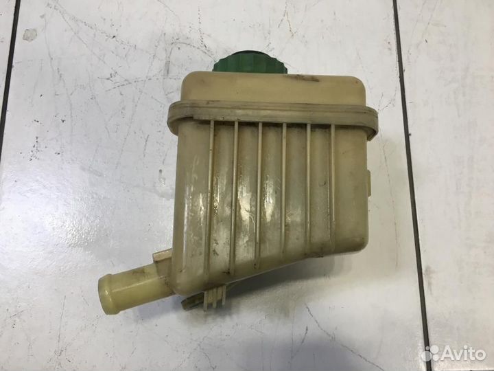 Бачок гидроусилителя Audi Q7 4LB