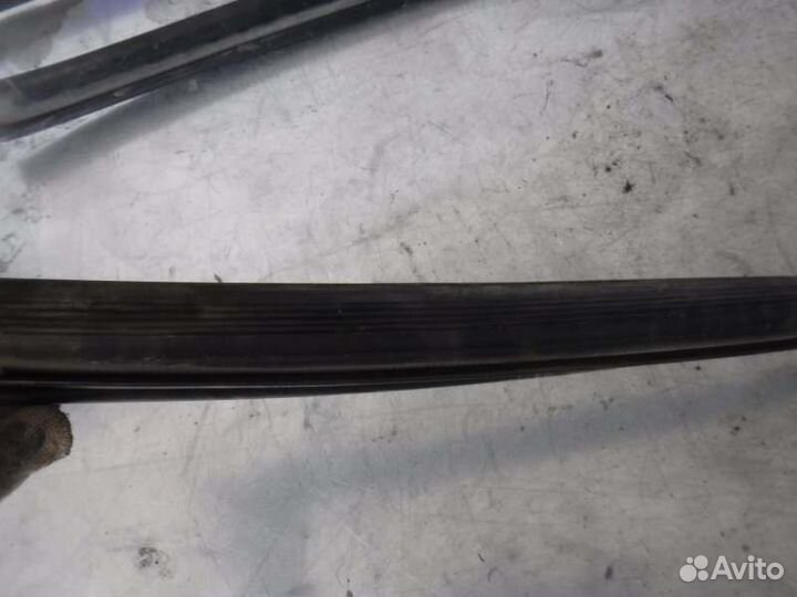 Уплотнитель верхний левый Лада Калина 21114 2007