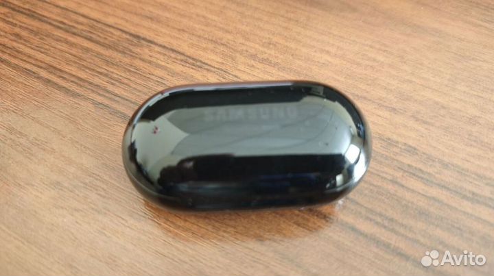 Samsung galaxy bads plus