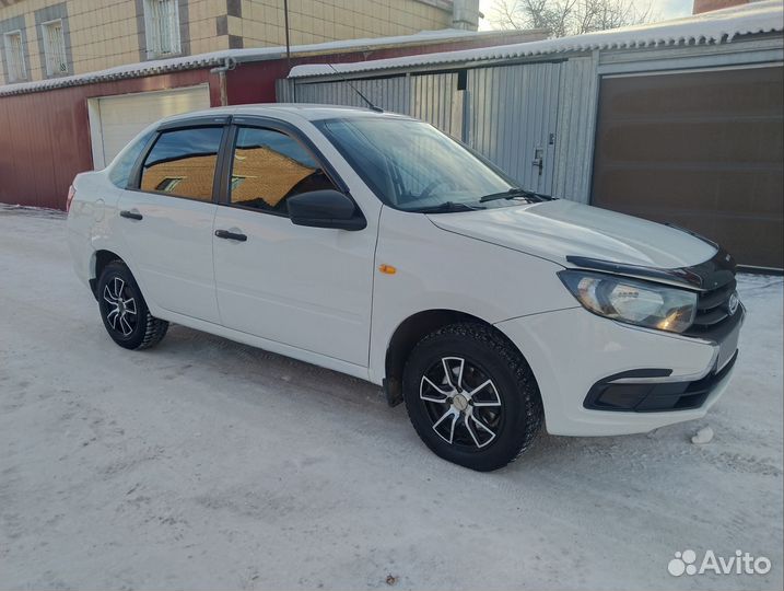 LADA Granta 1.6 МТ, 2019, 93 000 км