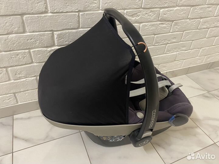 Автолюлька maxi cosi с базой isofix