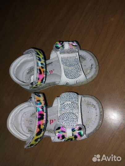 Сандалии для девочки