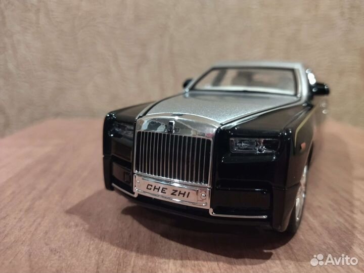 Модель Rolls Royce