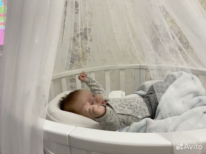 Круглая кровать трансформер 8в1 с маятником