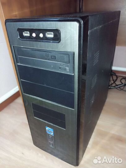 Монитор и системный блок