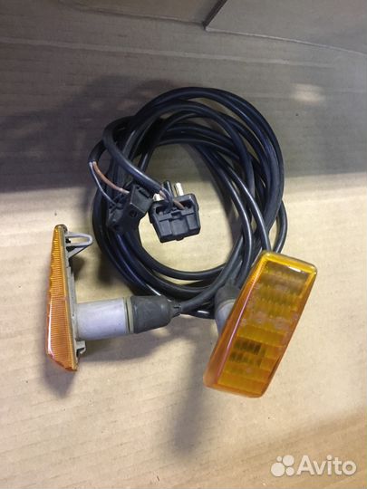 Поворотники в Крылья мерседес w202