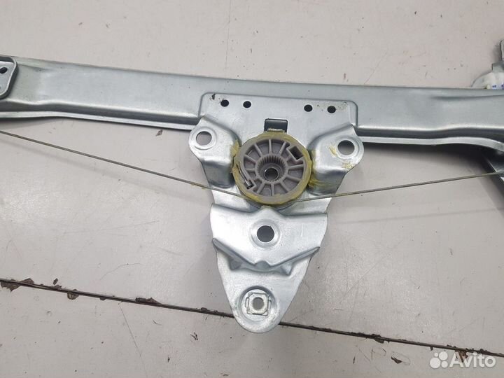 Стеклоподъемник электрический задний левый