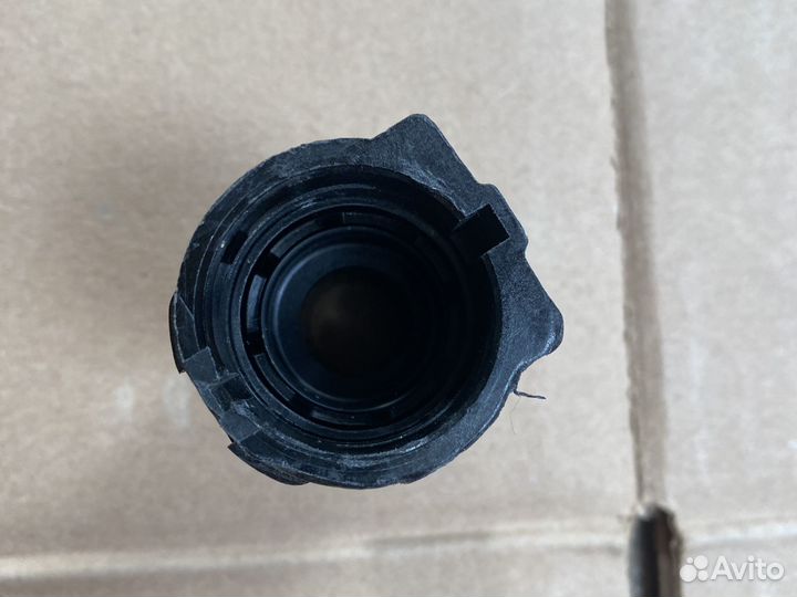 Chevrolet Cruze,штуцер шланга печки салона