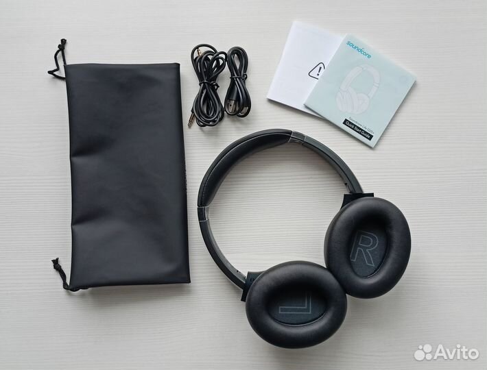 Беспроводные наушники Anker Soundcore Life Q20+