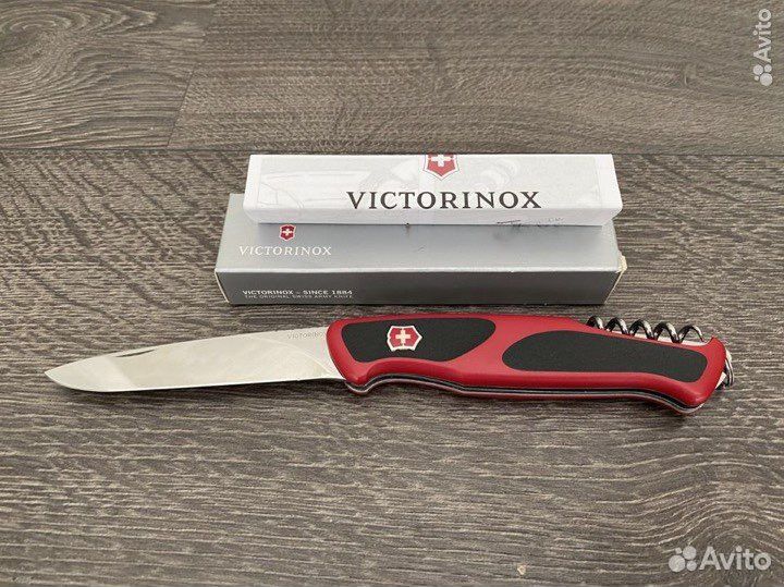 Нож Victorinox 0.9523.C RangerGrip 52